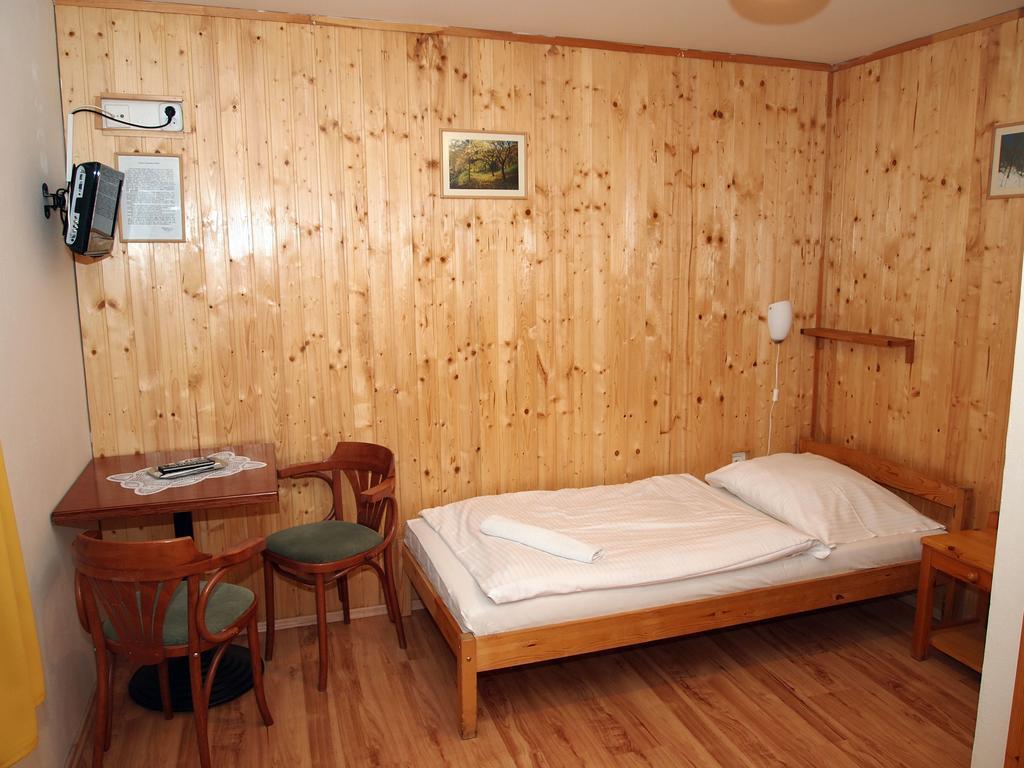 Penzion Klopacka Spania Dolina Room photo